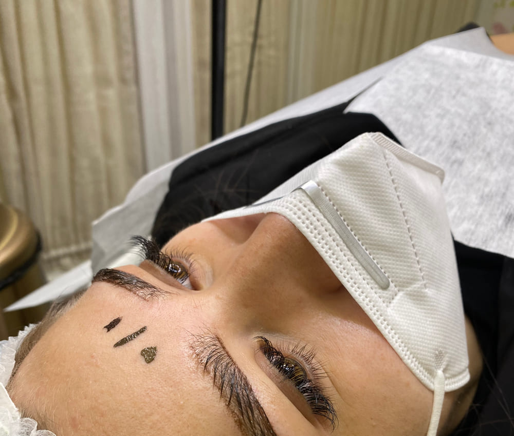 Consultation and brow mapping