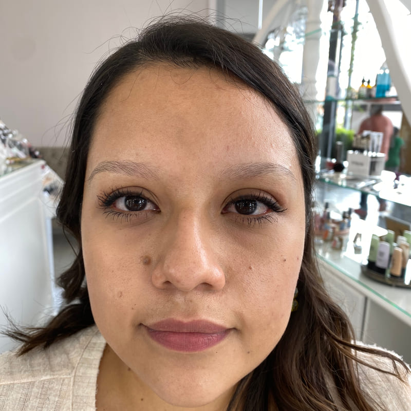 Soft powder brows on combination skin.